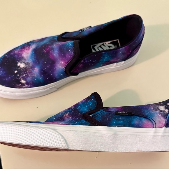 Women’s Classic slide on Vans galaxy print sz 7 like new - Picture 3 of 9